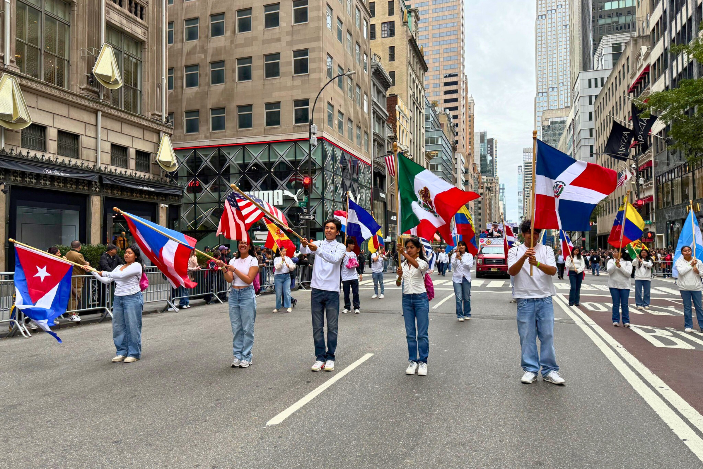 https://fuerzamigrante.org/wp-content/uploads/2025/10/Desfile-Hispanidad-2025-NYC-2.png