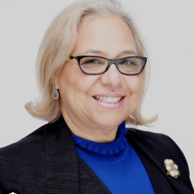 https://fuerzamigrante.org/wp-content/uploads/2025/12/Maria_Khury-640x640.png