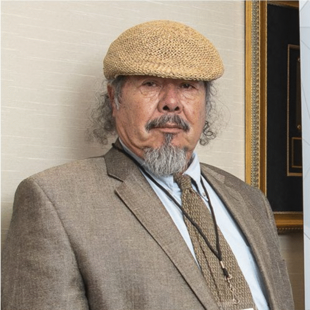 https://fuerzamigrante.org/wp-content/uploads/2025/12/Raul_Macias-640x640.png